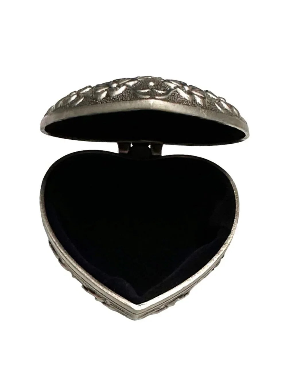 Heart-Shaped Floral Metal Trinket Box With Velvet Lining 2